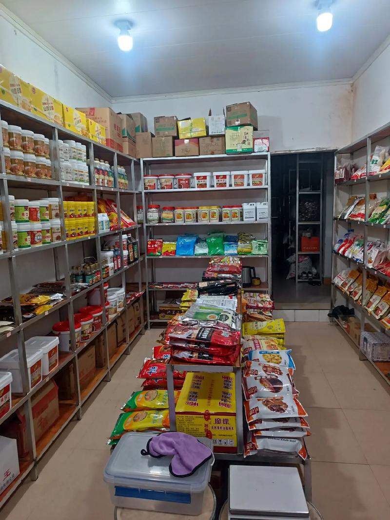 仟滋佰惠食品配料商行主营香精香料,工厂及作坊各种食品添加剂,调味品